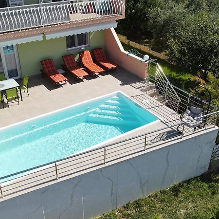 Apartment M&M With Private Pool Kučine المظهر الخارجي الصورة