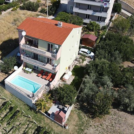 Apartment M&M With Private Pool Kučine المظهر الخارجي الصورة