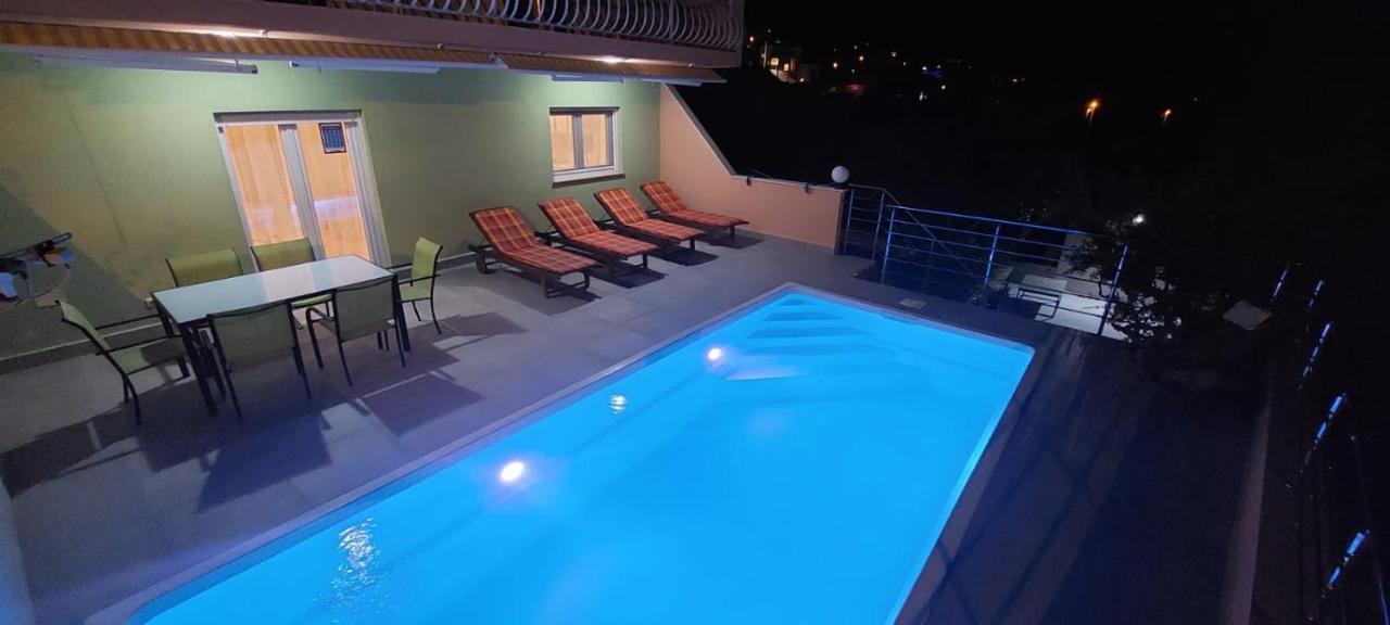 Apartment M&M With Private Pool Kučine المظهر الخارجي الصورة