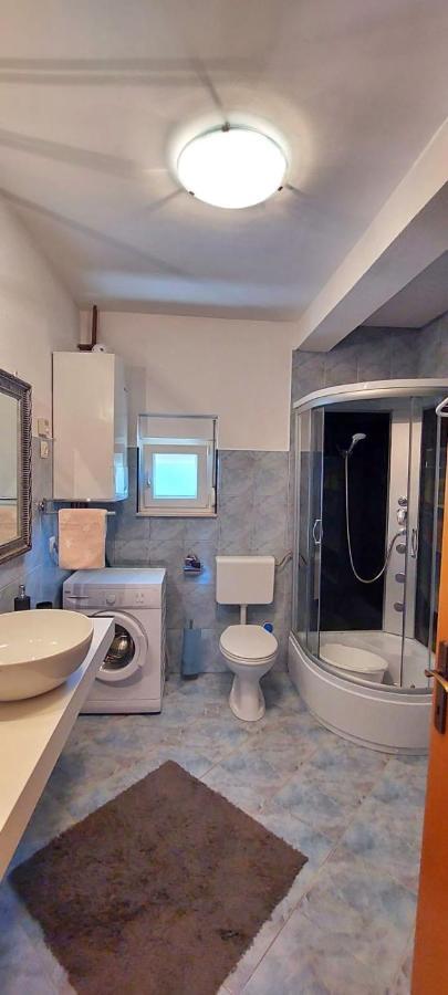 Apartment M&M With Private Pool Kučine المظهر الخارجي الصورة