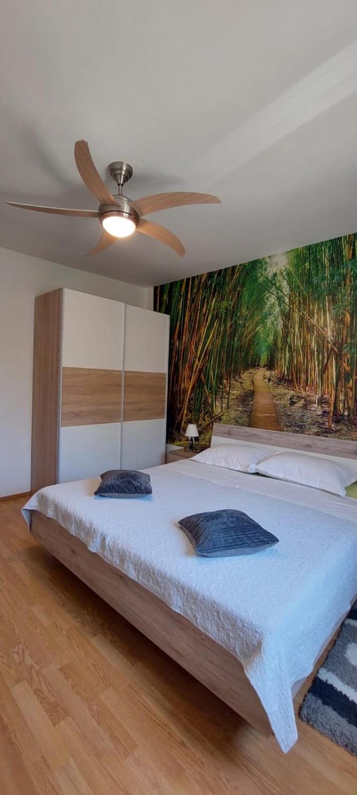 Apartment M&M With Private Pool Kučine المظهر الخارجي الصورة