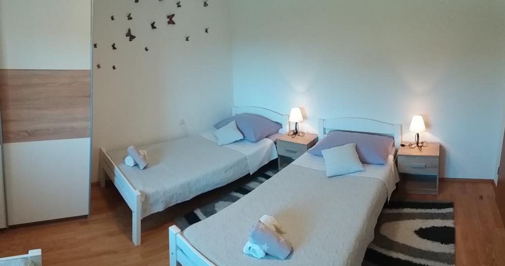 Apartment M&M With Private Pool Kučine المظهر الخارجي الصورة