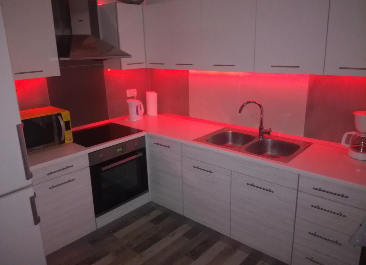 Apartment M&M With Private Pool Kučine المظهر الخارجي الصورة